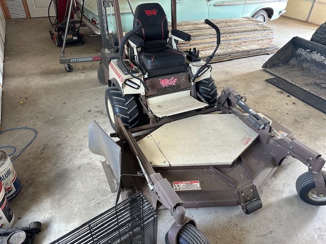 2013 Grasshopper 729T6 Mower/Zero Turn