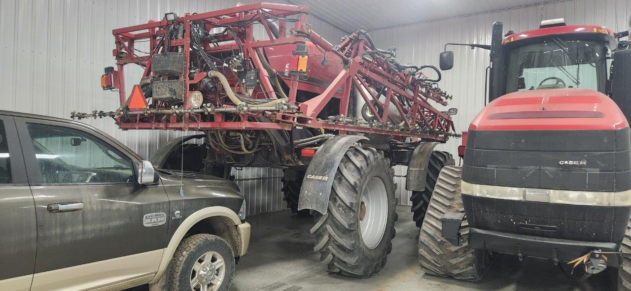 2014 Case IH Patriot 4430 Sprayer/High Clearance