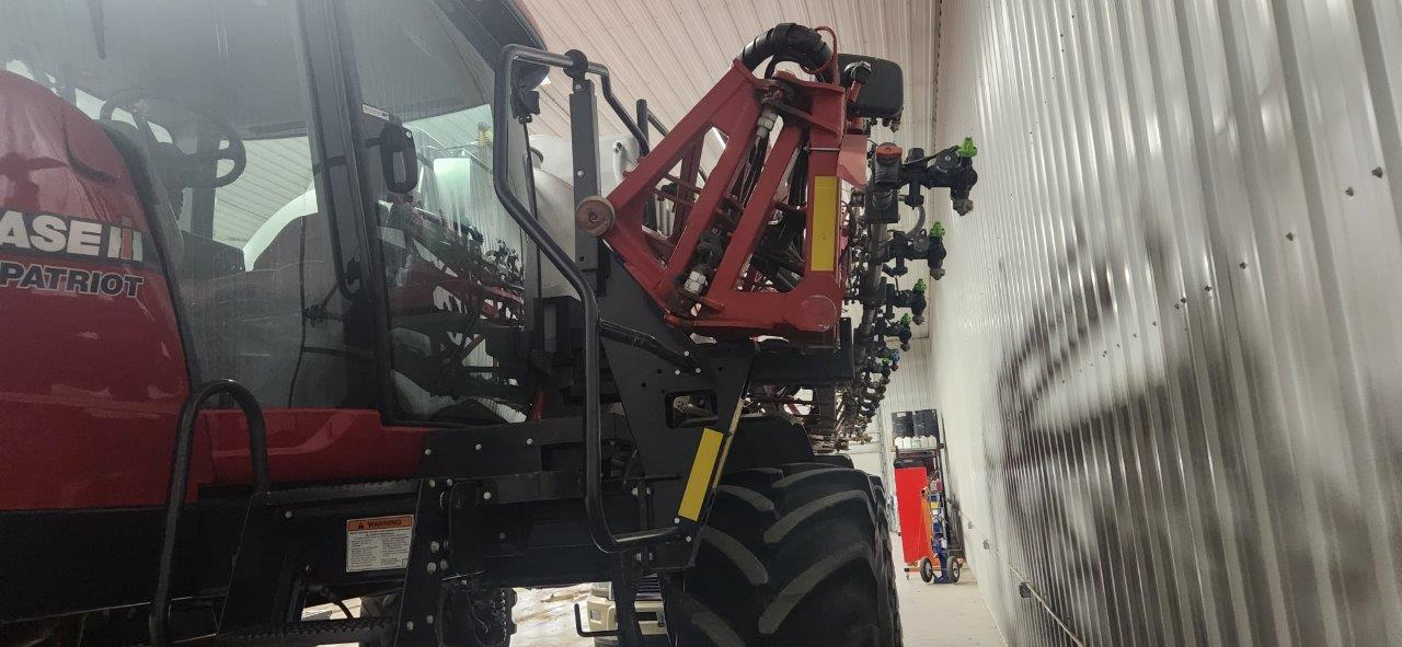 2014 Case IH Patriot 4430 Sprayer/High Clearance