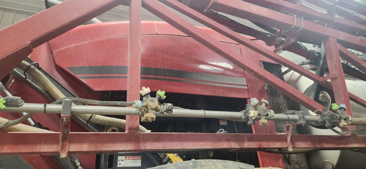 2014 Case IH Patriot 4430 Sprayer/High Clearance