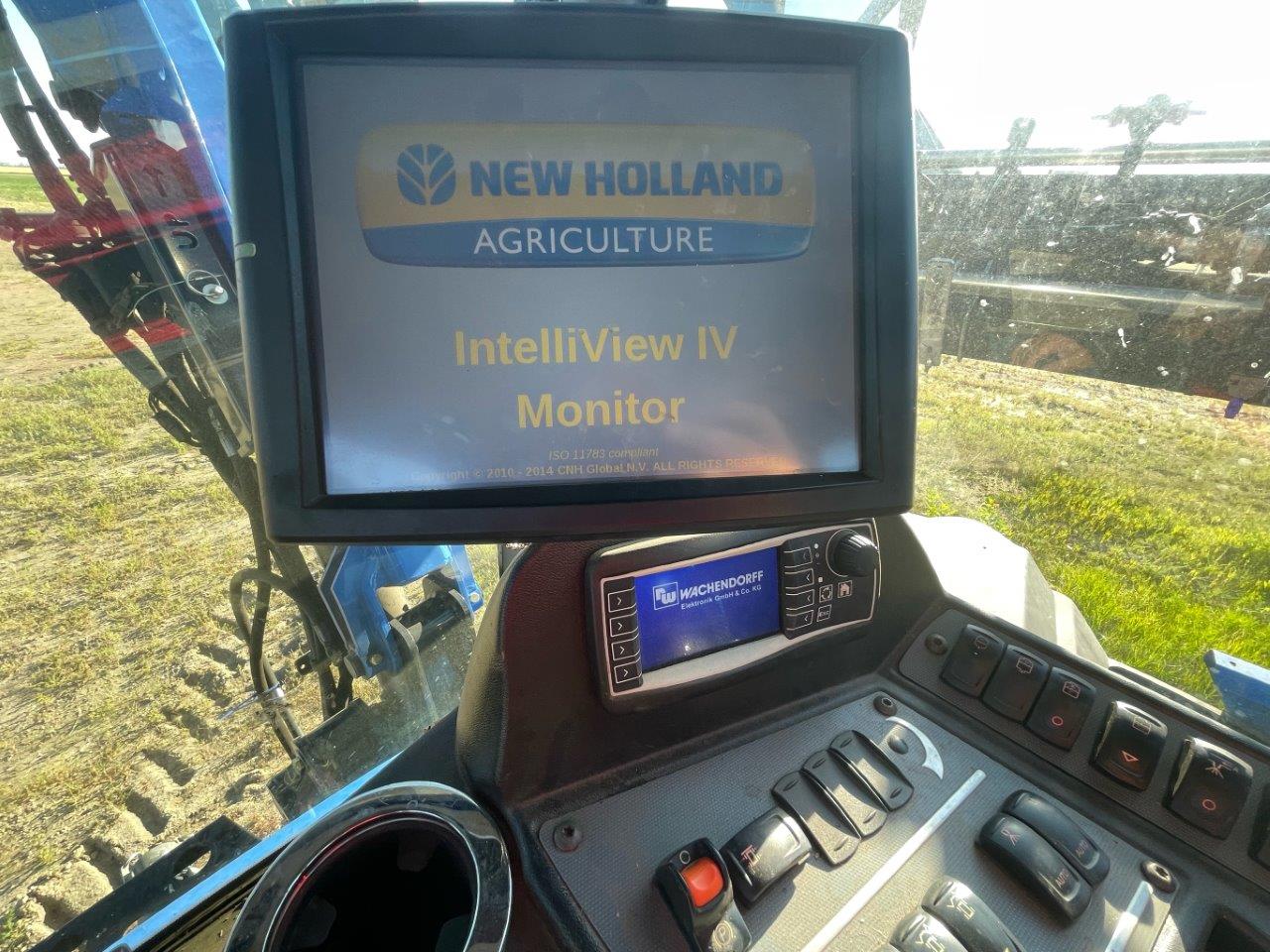 2014 New Holland SP.365F Sprayer/High Clearance