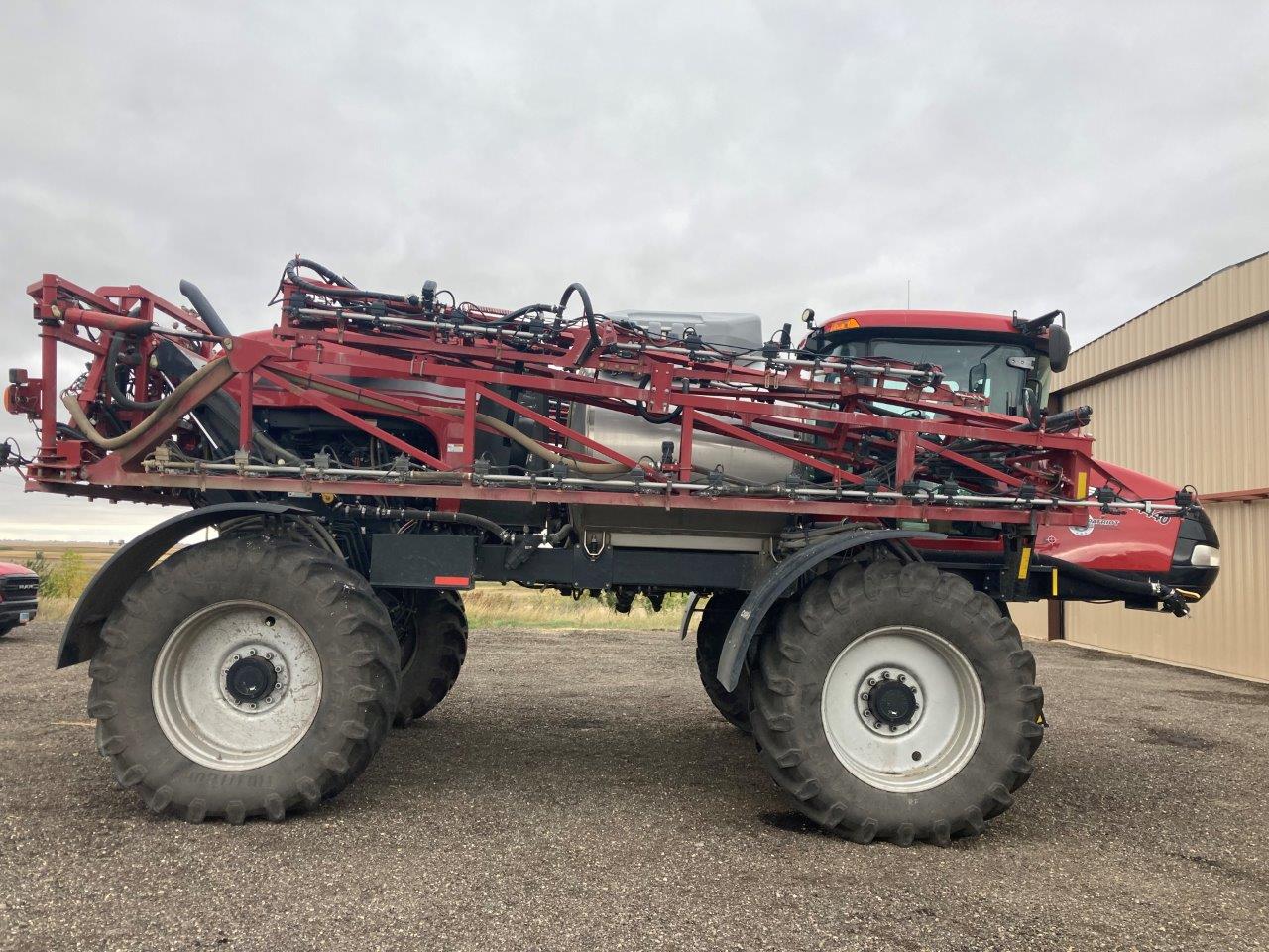 2017 Case IH Patriot 4440 Sprayer/High Clearance