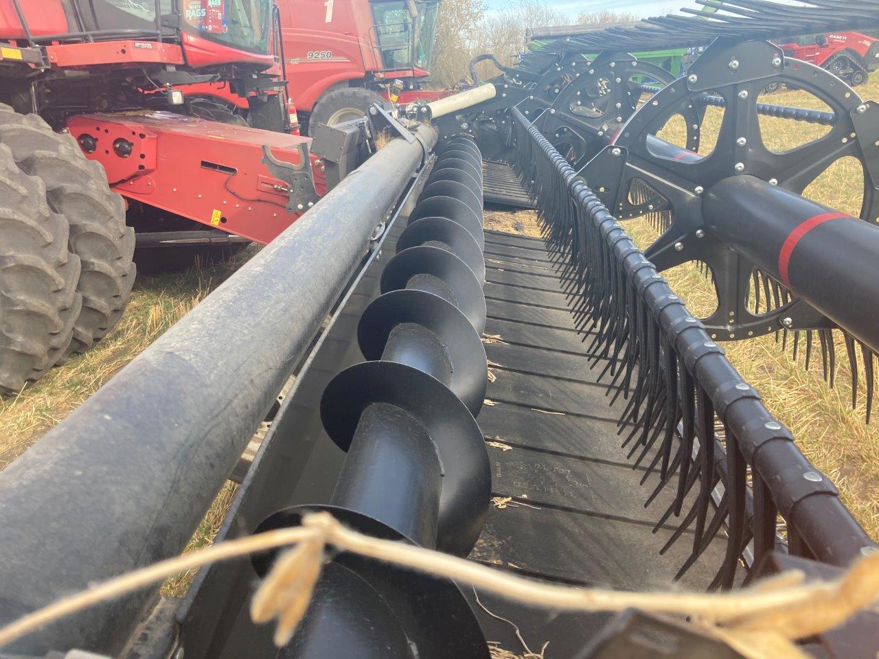 2018 MacDon FD140 Header Combine