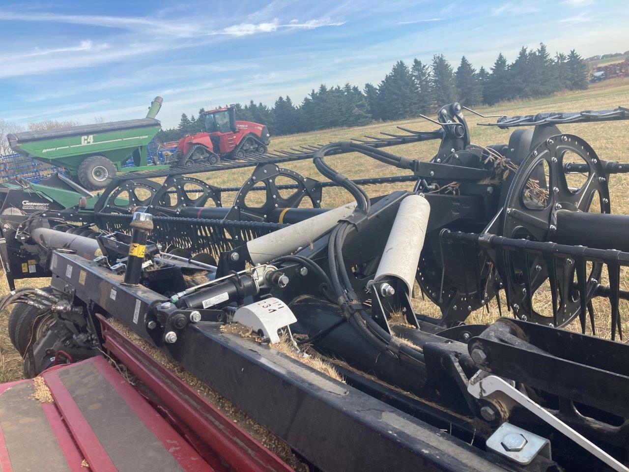 2018 MacDon FD140 Header Combine