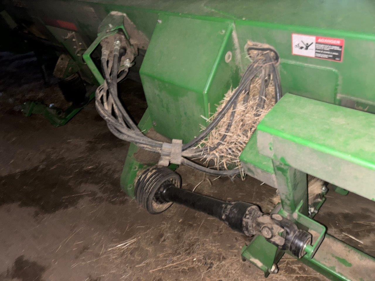 2007 John Deere 936D Header Combine