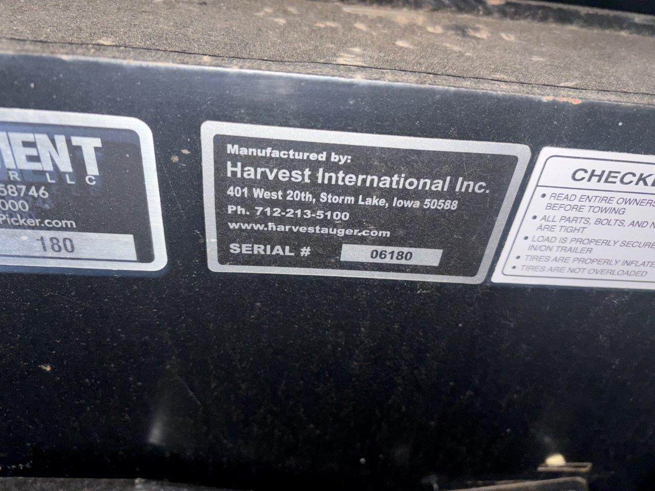 2014 Harvest International Challenger 3840 Trailer