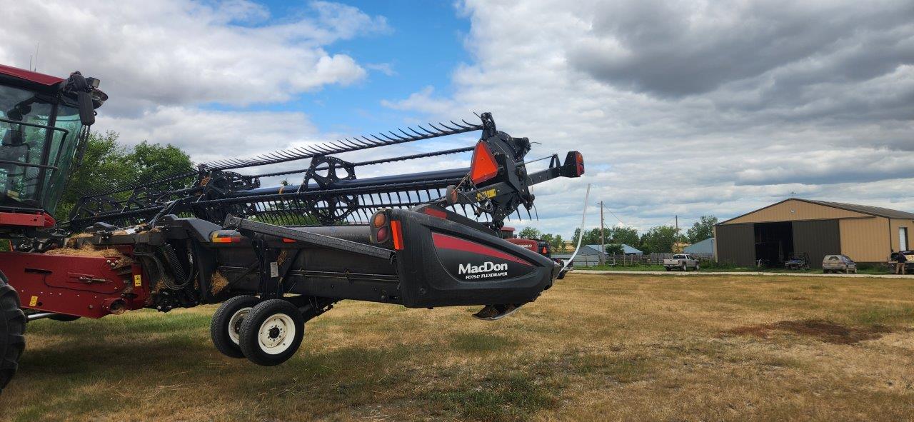 2016 MacDon FD75 Header Draper