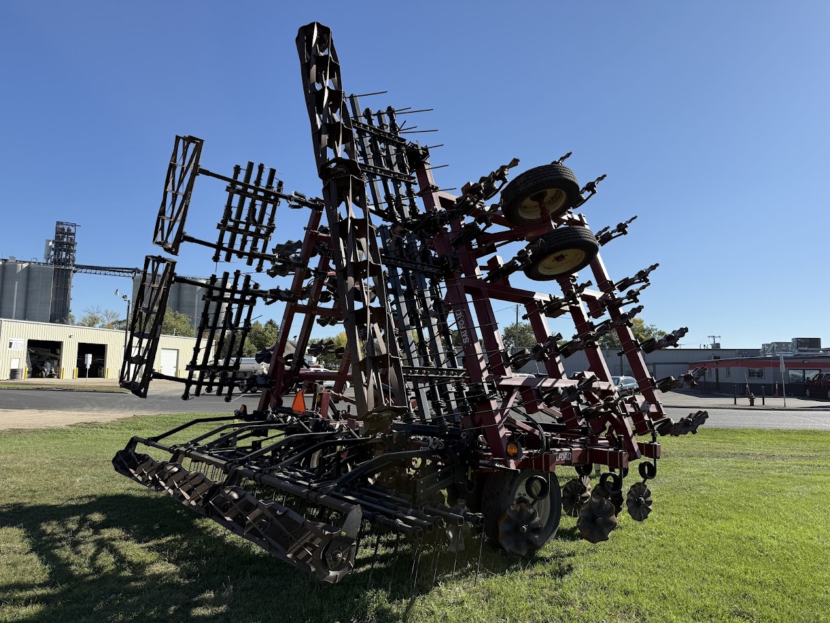 2011 Salford 570RTS Vertical Tillage