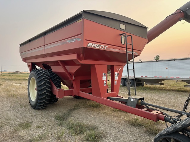 2011 Brent 1282 Grain Cart