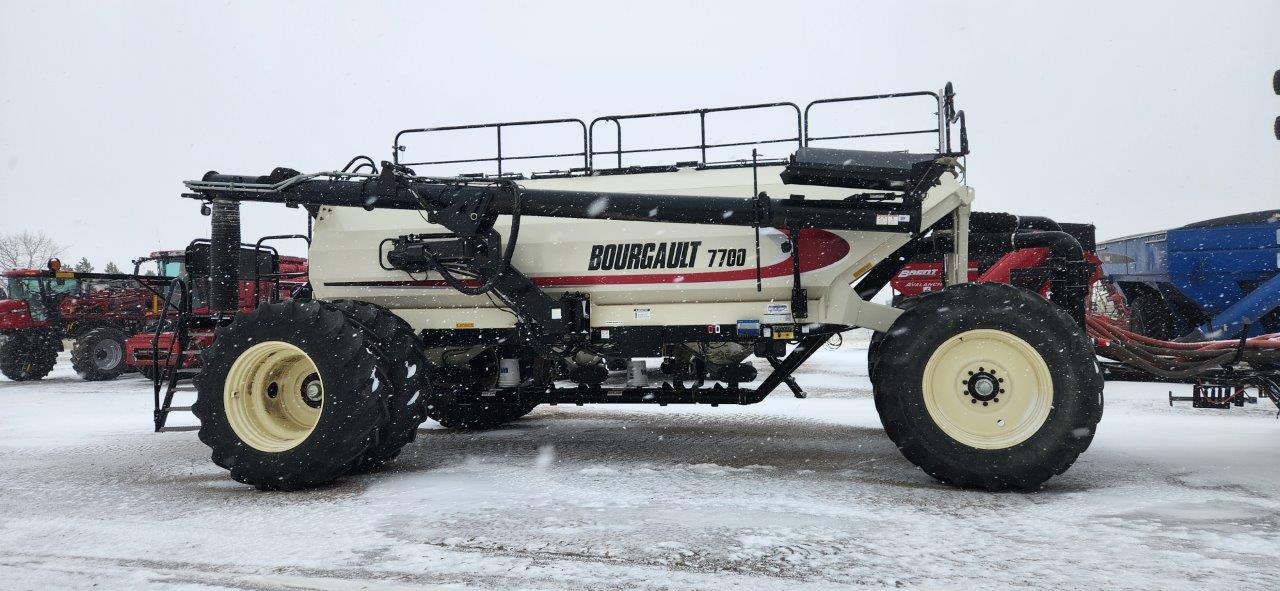 2010 Bourgault 3710 Air Drill