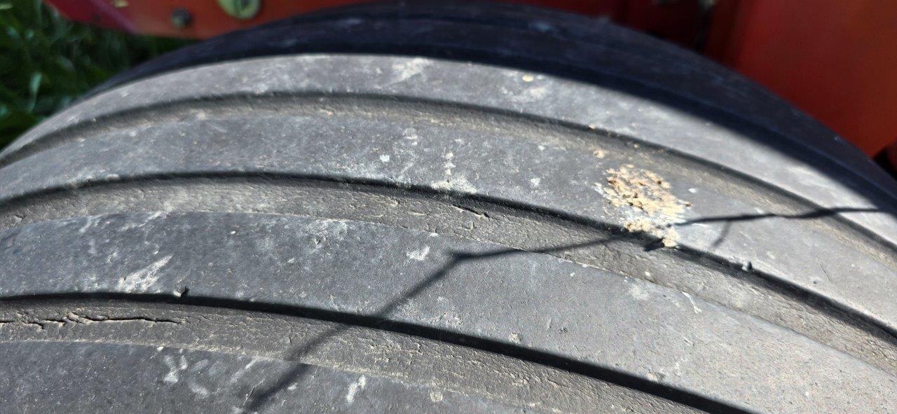 2005 New Holland BR780 Baler/Round