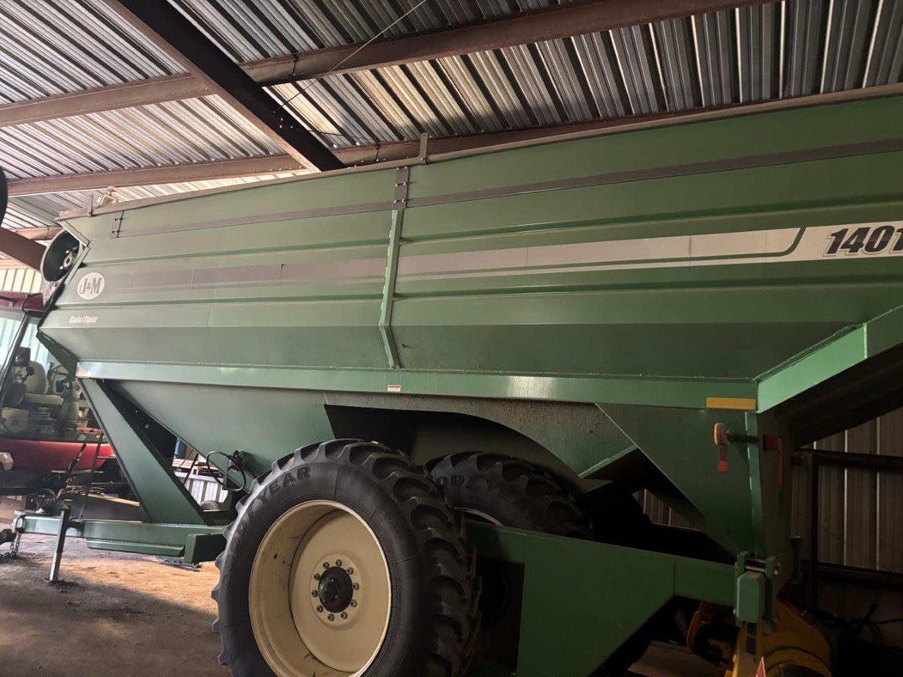 2013 J&M 1401-22 Grain Cart
