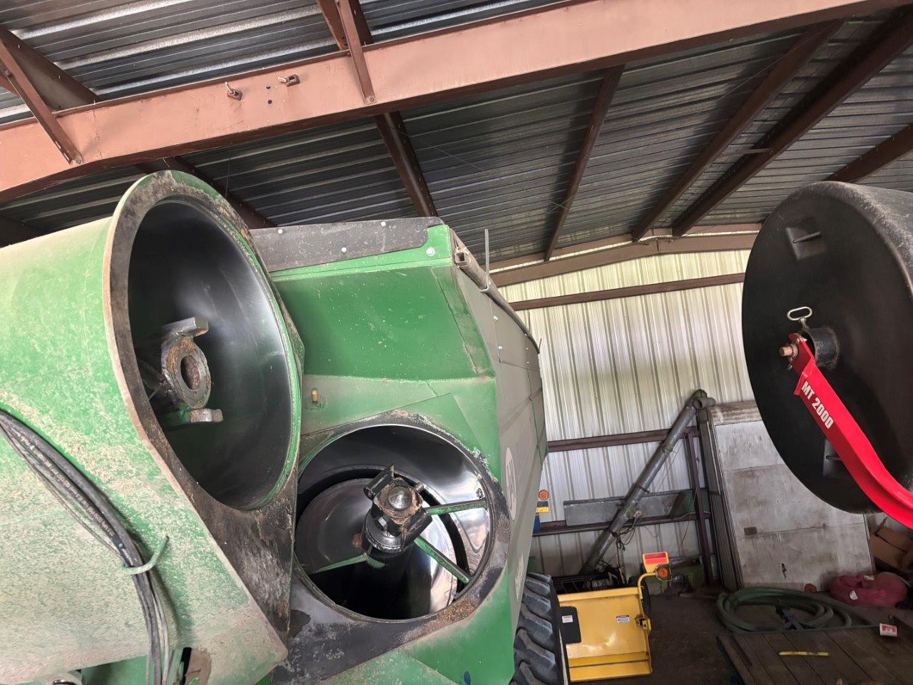 2013 J&M 1401-22 Grain Cart