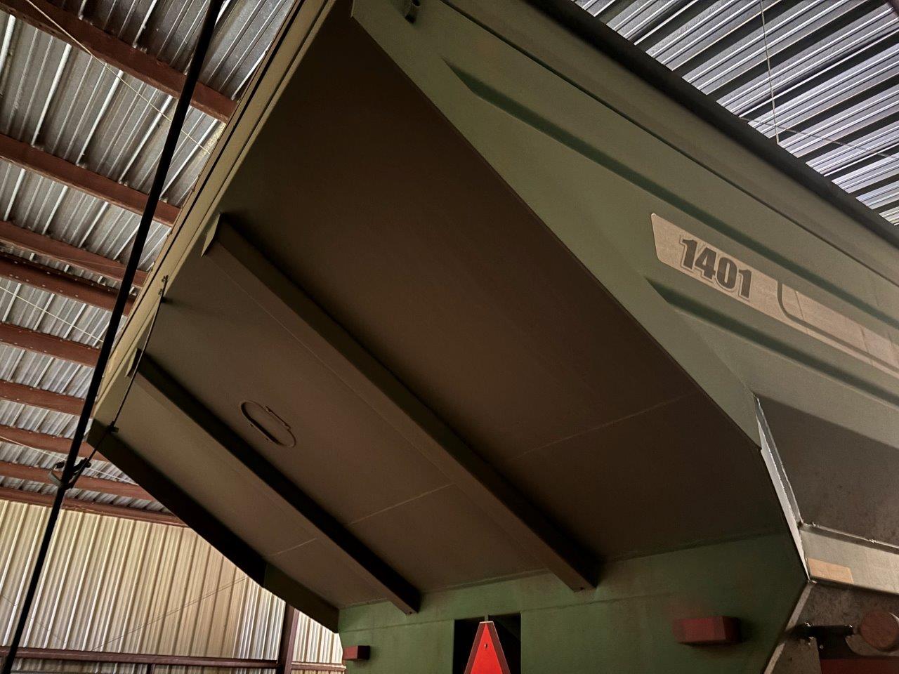 2013 J&M 1401-22 Grain Cart