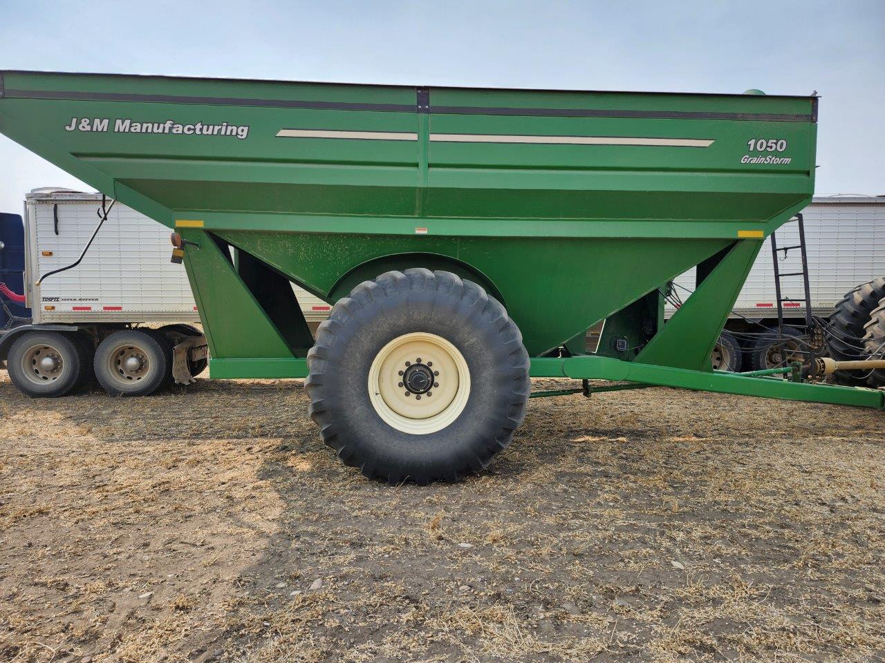 2012 J&M 1050-20S Grain Cart