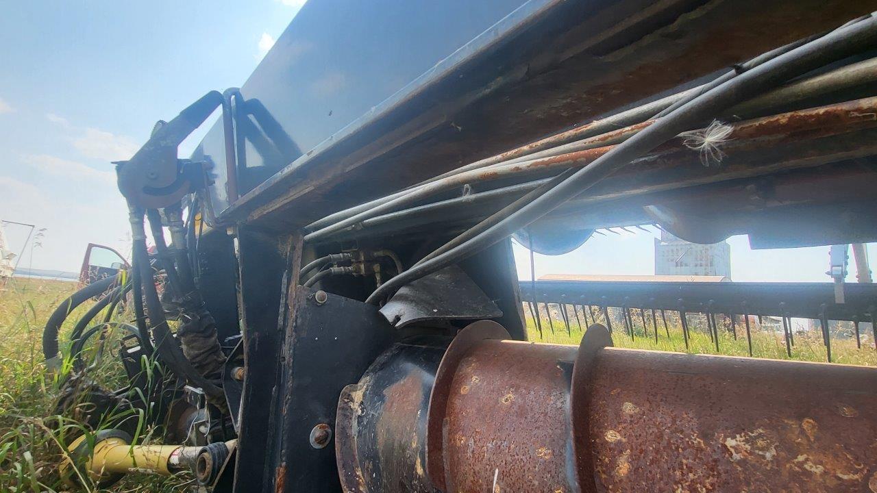 2009 Honey Bee SP40 Header Draper