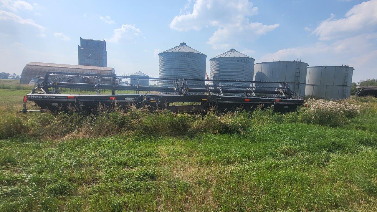 2009 Honey Bee SP40 Header Draper