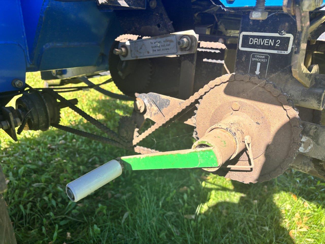 2010 New Holland P2050 Air Drill