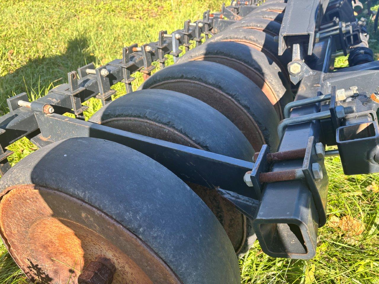 2010 New Holland P2050 Air Drill