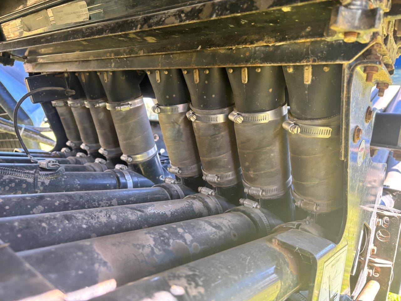 2010 New Holland P2050 Air Drill