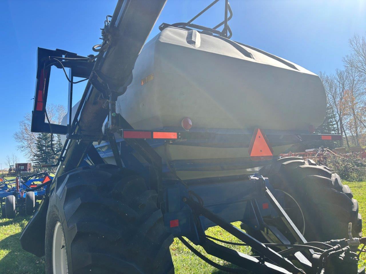 2010 New Holland P2050 Air Drill