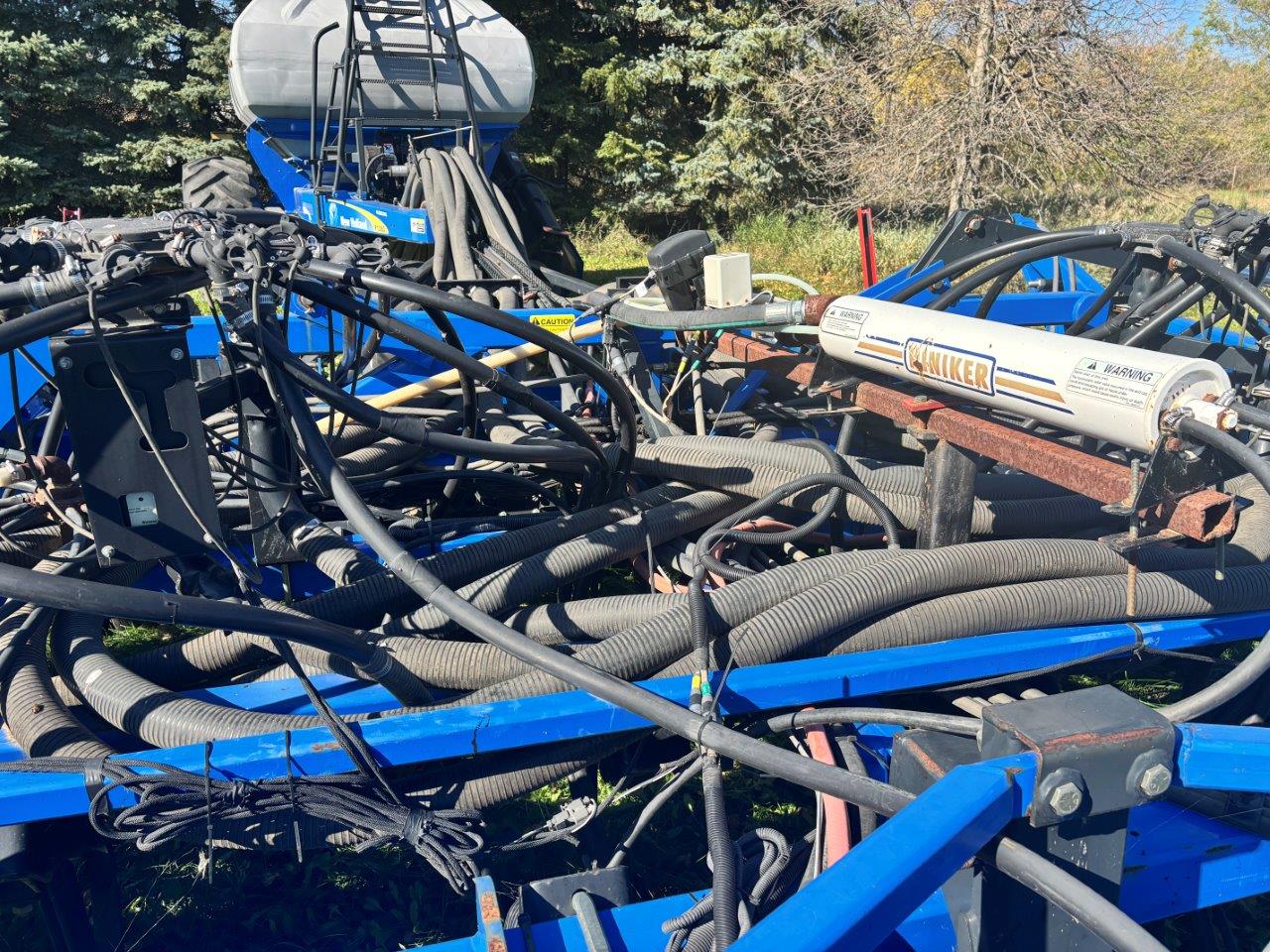 2010 New Holland P2050 Air Drill