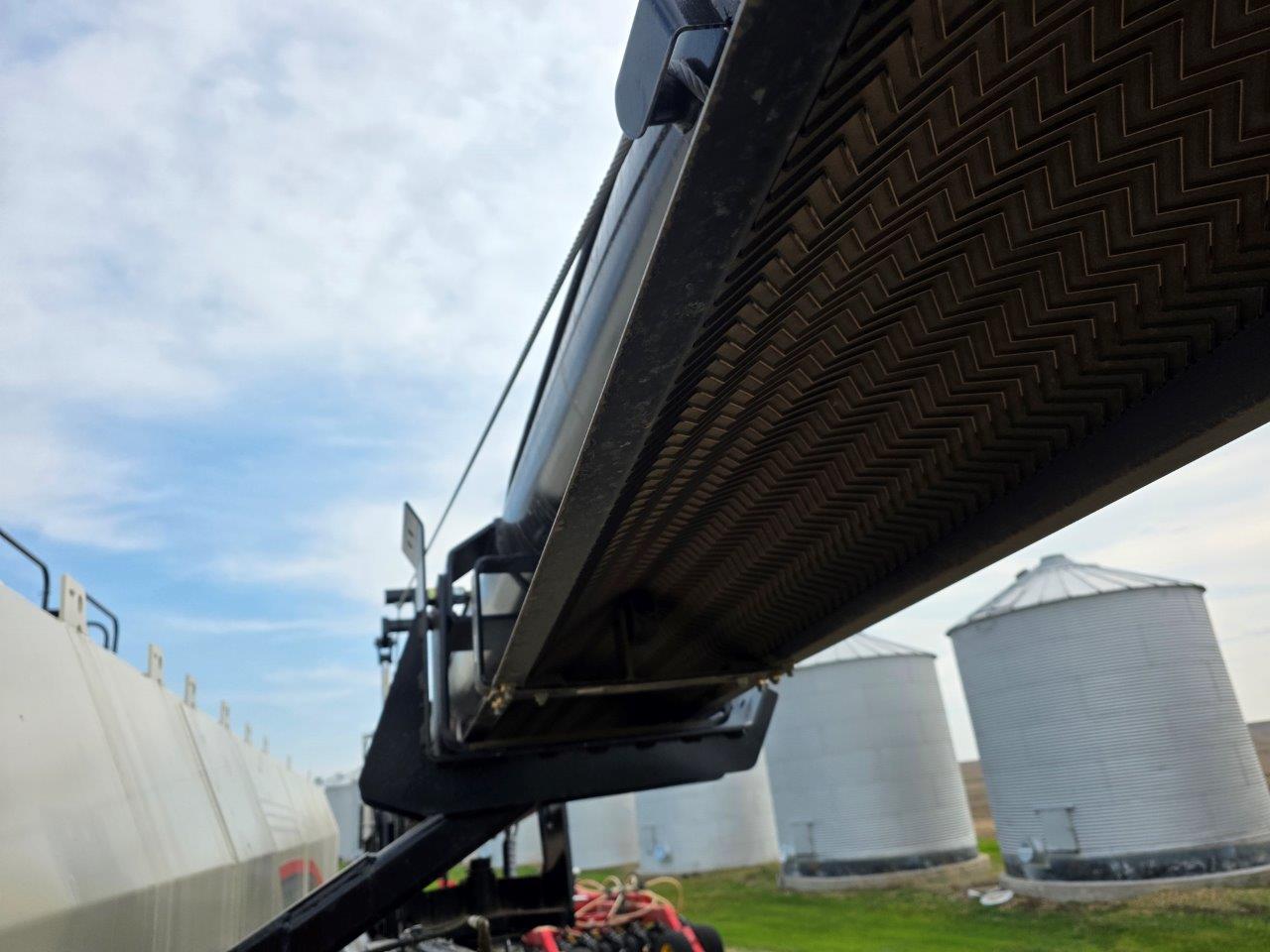 2023 Bourgault 3720-60/9950 Drill/Coulter