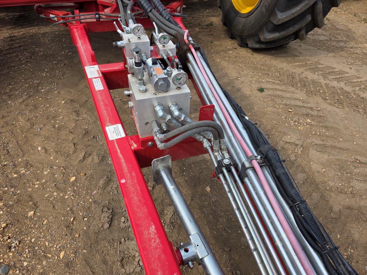 2023 Bourgault 3720-60/9950 Drill/Coulter