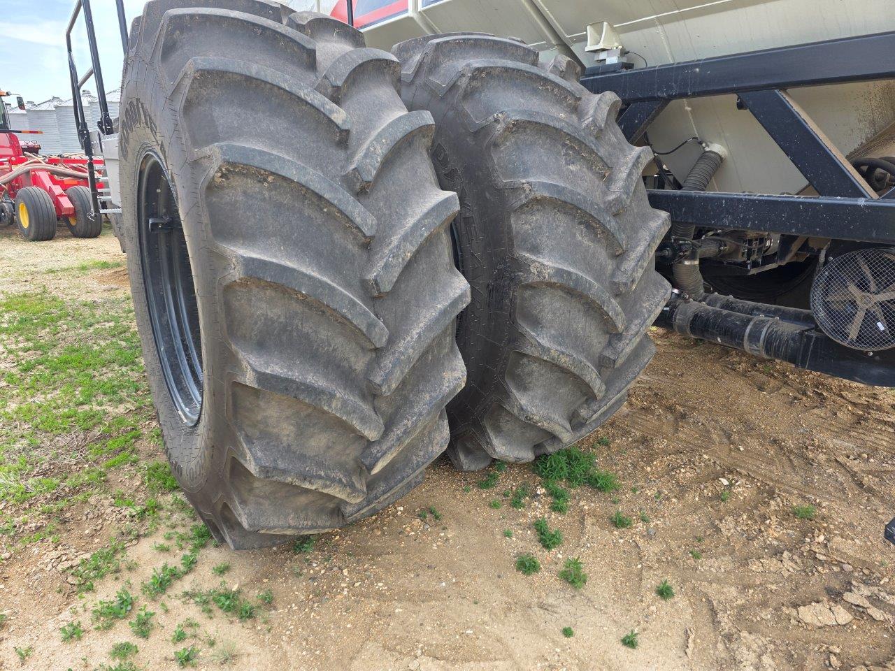 2023 Bourgault 3720-60/9950 Drill/Coulter