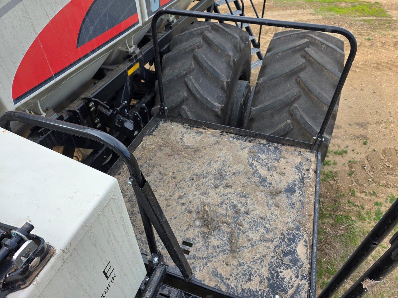 2023 Bourgault 3720-60/9950 Drill/Coulter