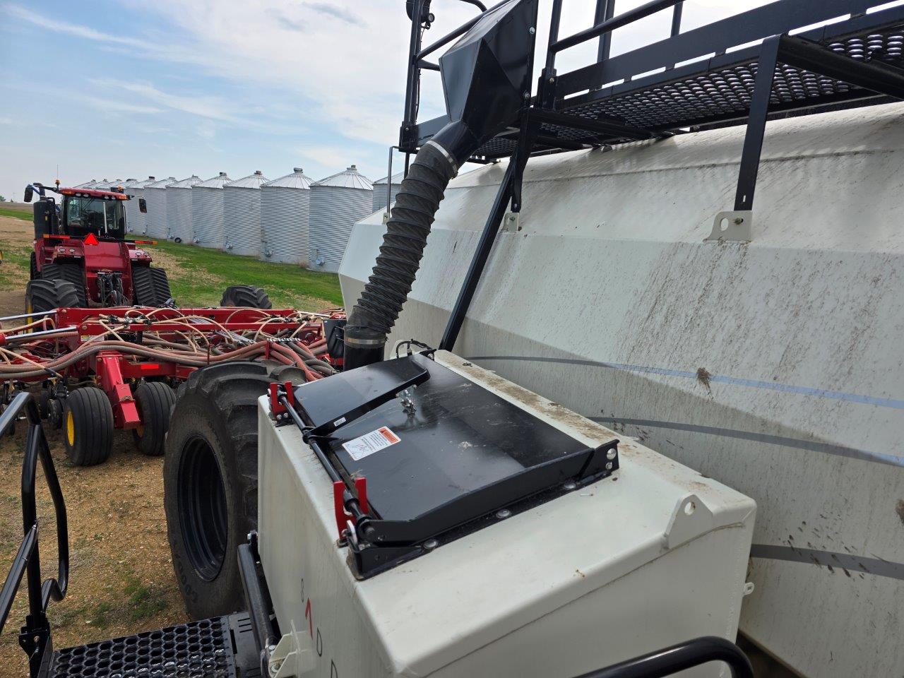 2023 Bourgault 3720-60/9950 Drill/Coulter