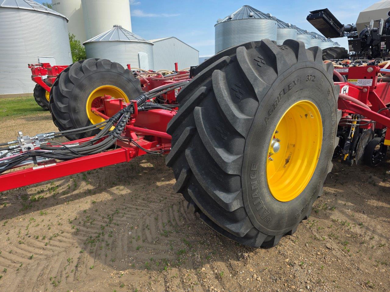 2023 Bourgault 3720-60/9950 Drill/Coulter