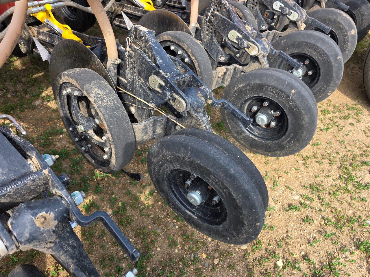 2023 Bourgault 3720-60/9950 Drill/Coulter