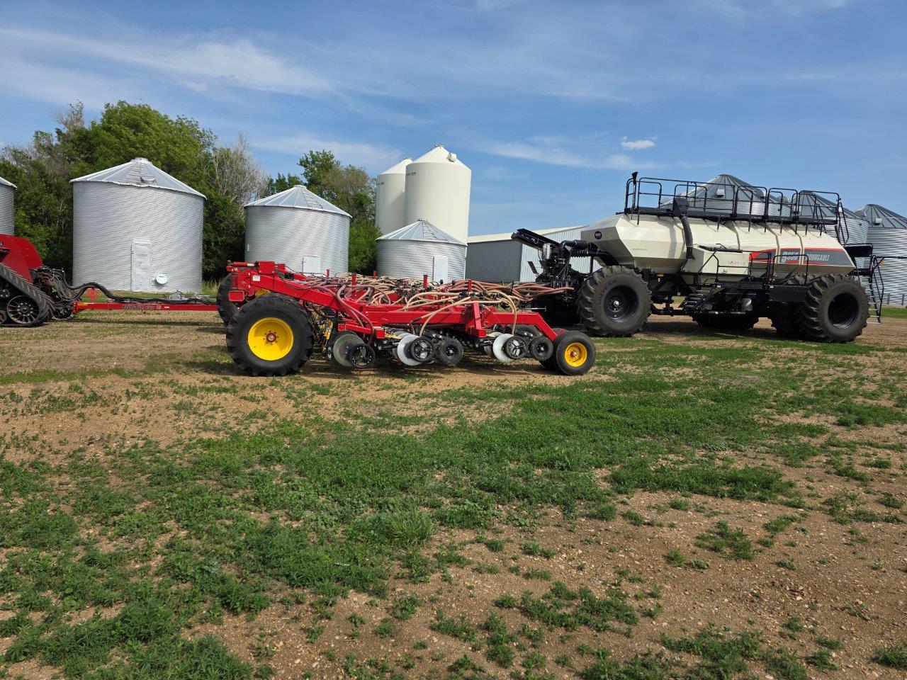 2023 Bourgault 3720-60/9950 Drill/Coulter