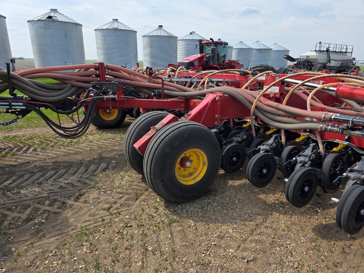 2023 Bourgault 3720-60/9950 Drill/Coulter
