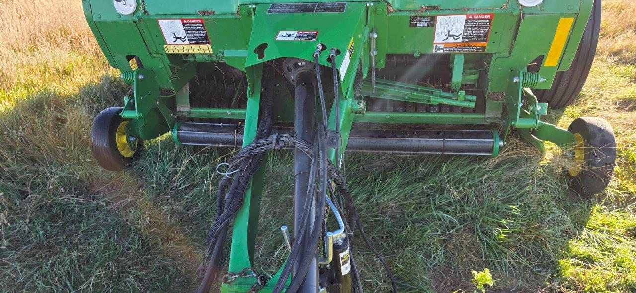 2019 John Deere 560M Baler/Round