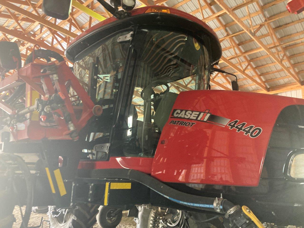 2015 Case IH Patriot 4440 Sprayer/High Clearance