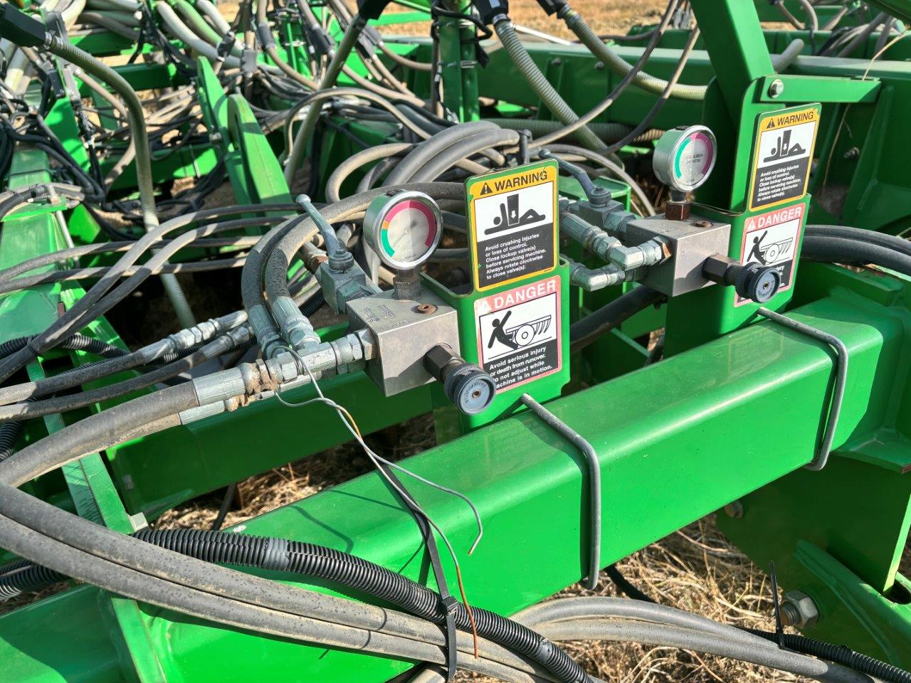 2009 John Deere 1895 Air Seeder