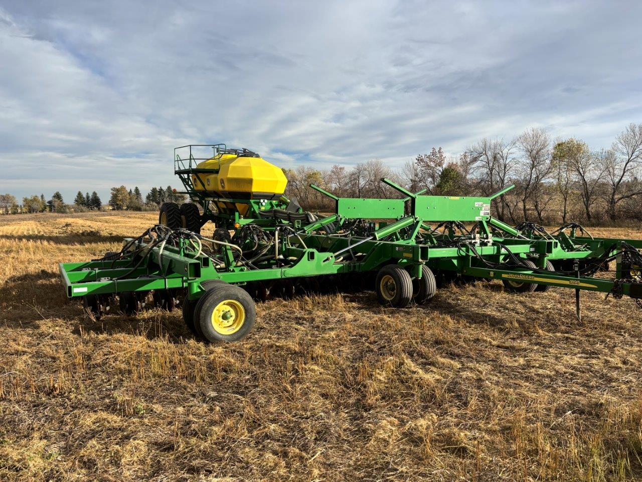 2009 John Deere 1895 Air Seeder