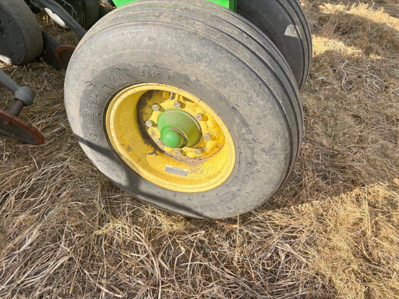 2009 John Deere 1895 Air Seeder