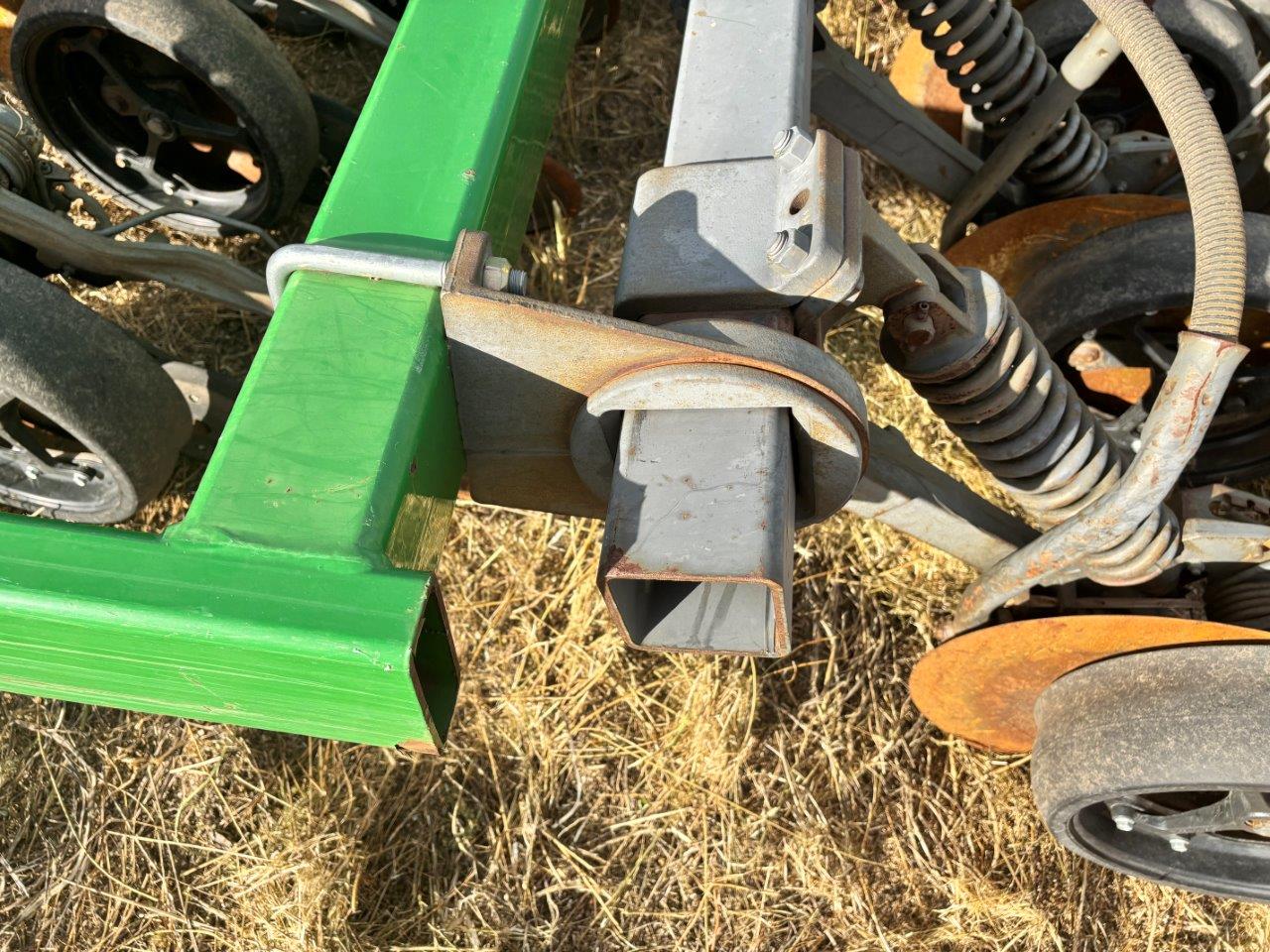 2009 John Deere 1895 Air Seeder