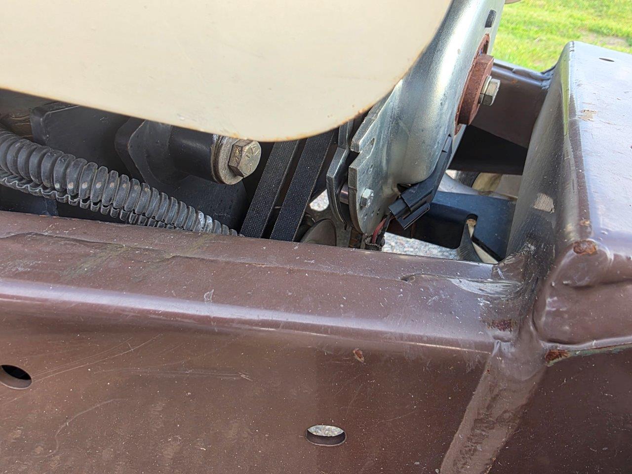 2013 Grasshopper 930D Lawn Tractor