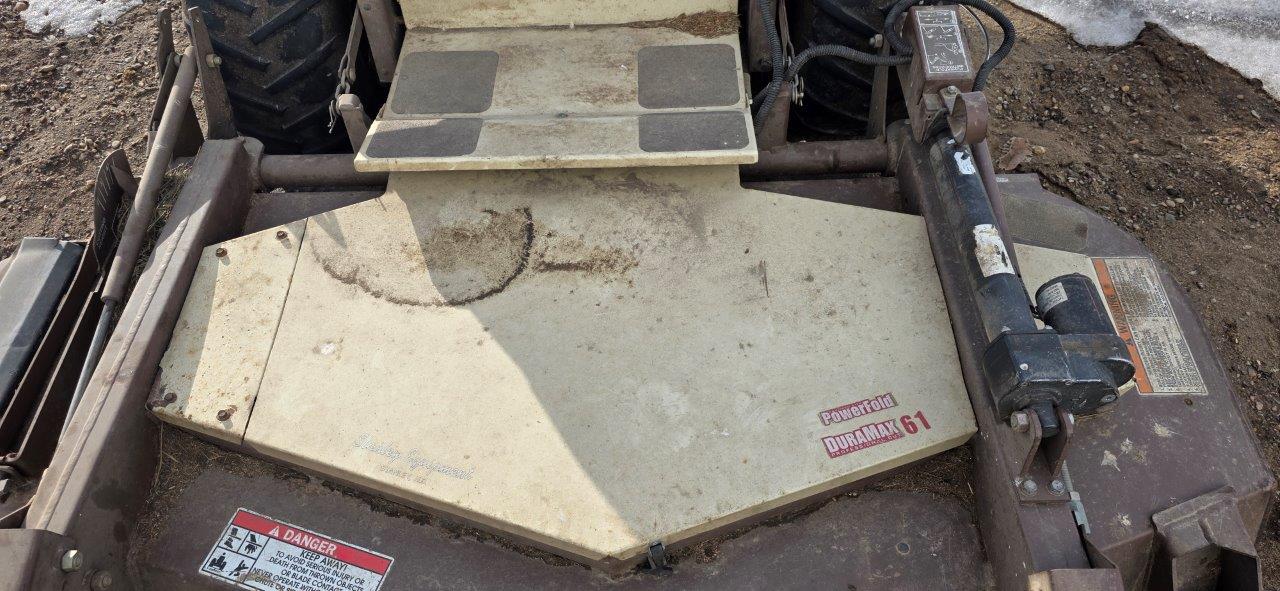 2010 Grasshopper 727T Mower/Front Deck