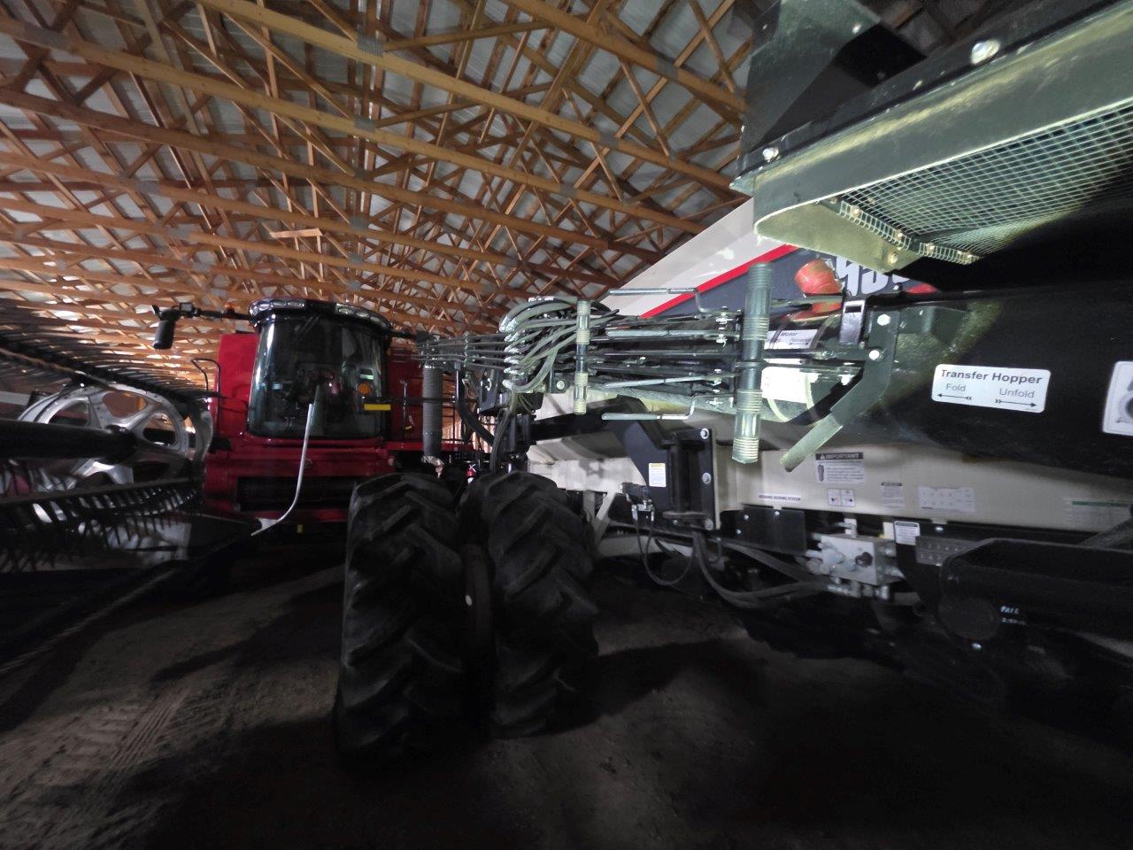 2021 Bourgault 3720/8550 Drill/Cart