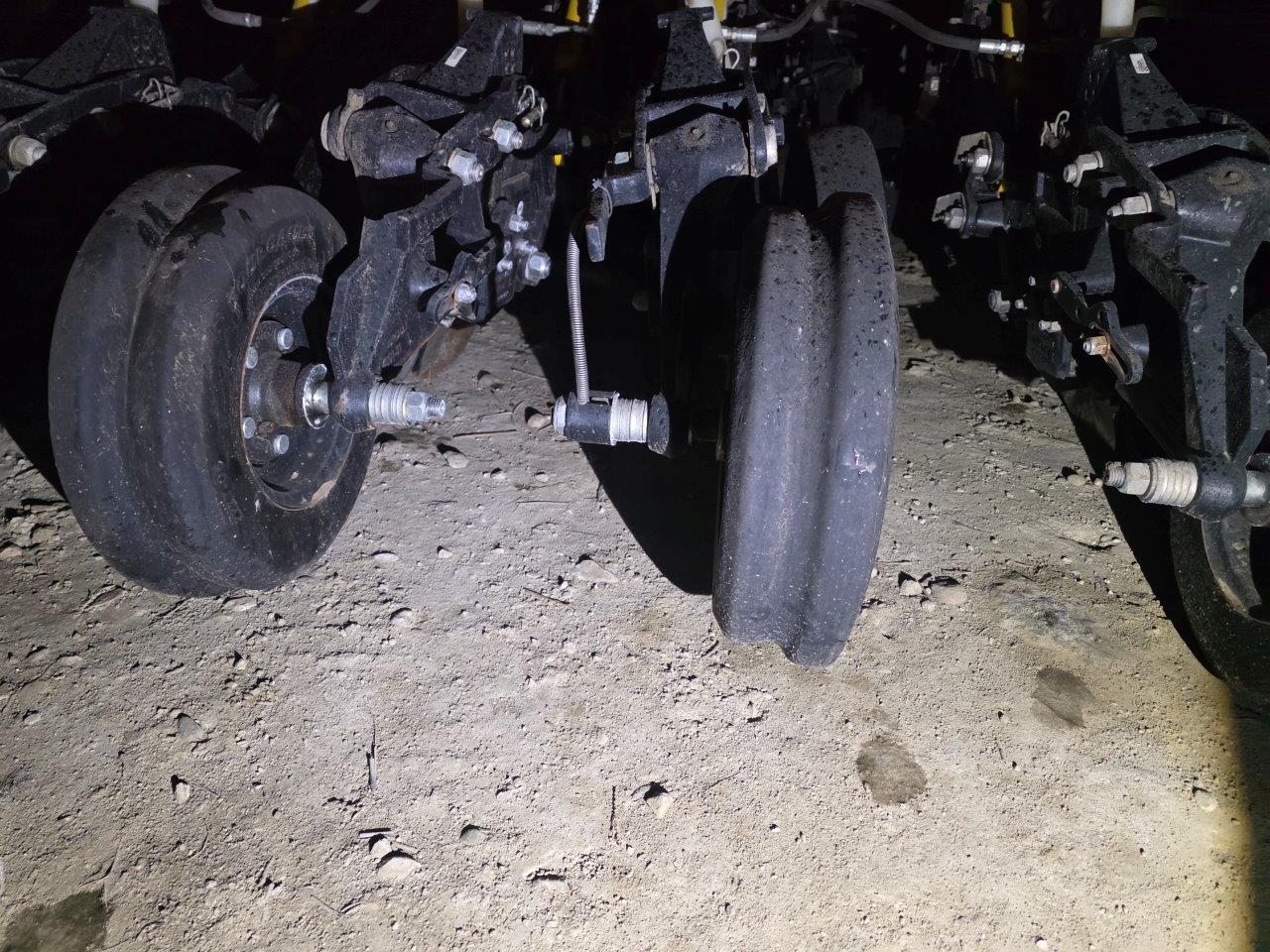 2021 Bourgault 3720/8550 Drill/Cart