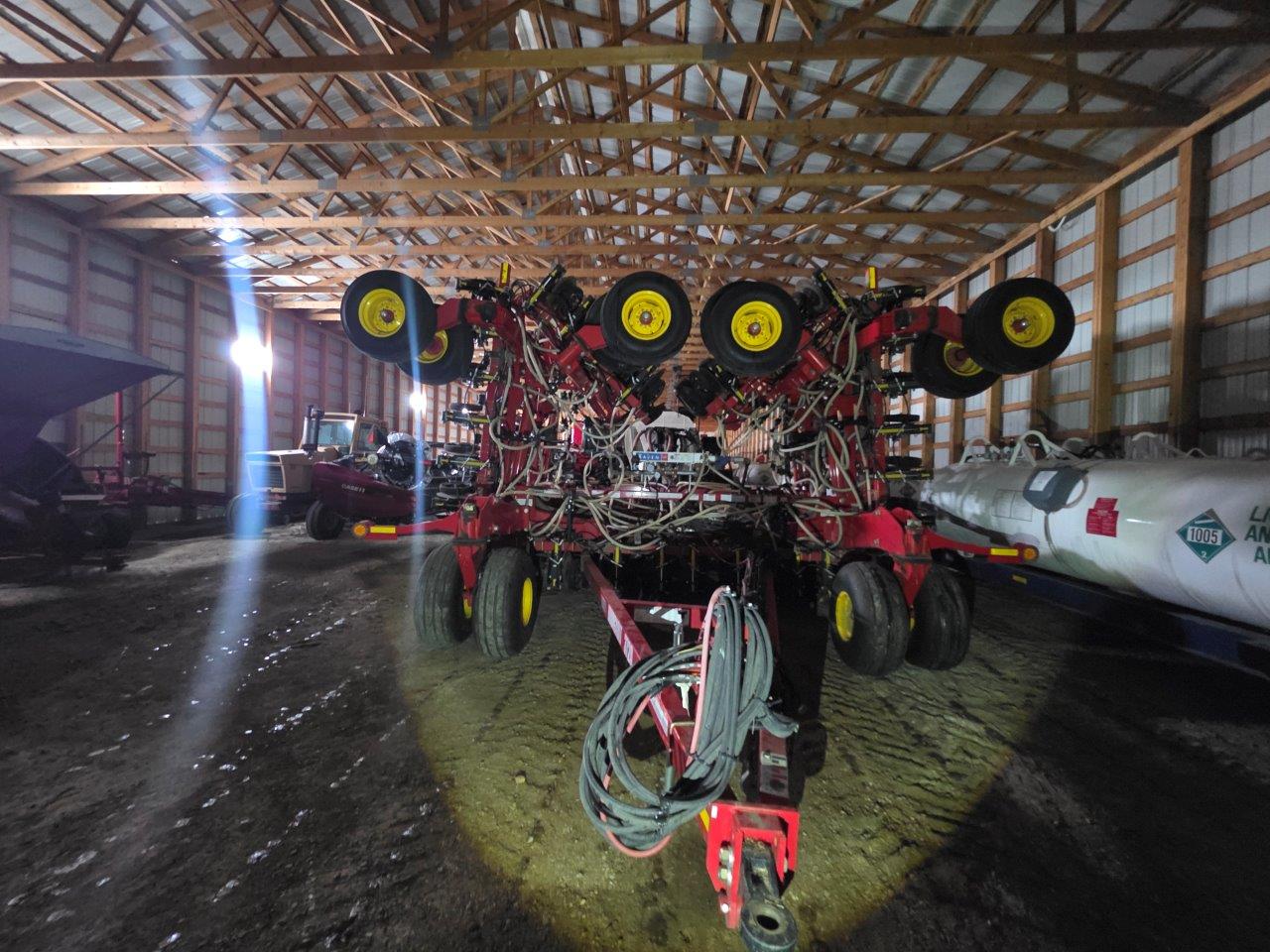 2021 Bourgault 3720/8550 Drill/Cart