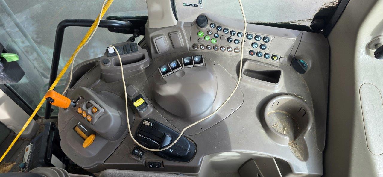 2022 John Deere 6175M Cab Tractor