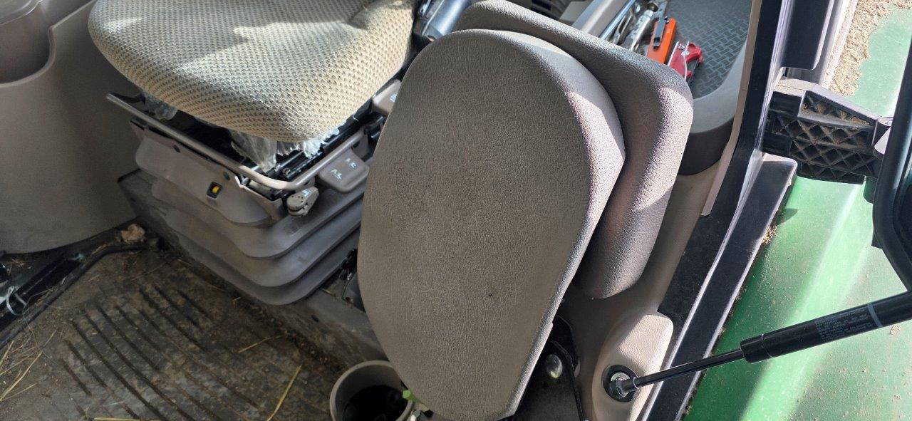 2022 John Deere 6175M Cab Tractor