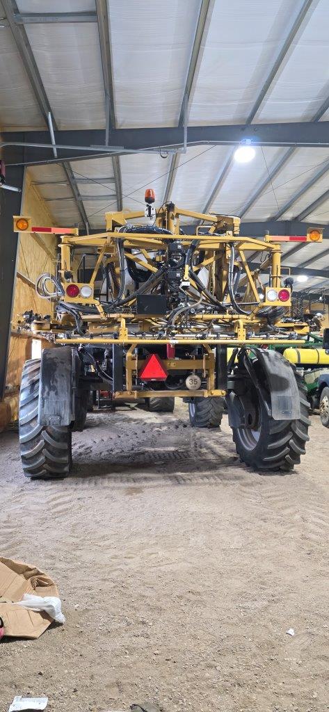 2019 RoGator RG1300C Sprayer/High Clearance