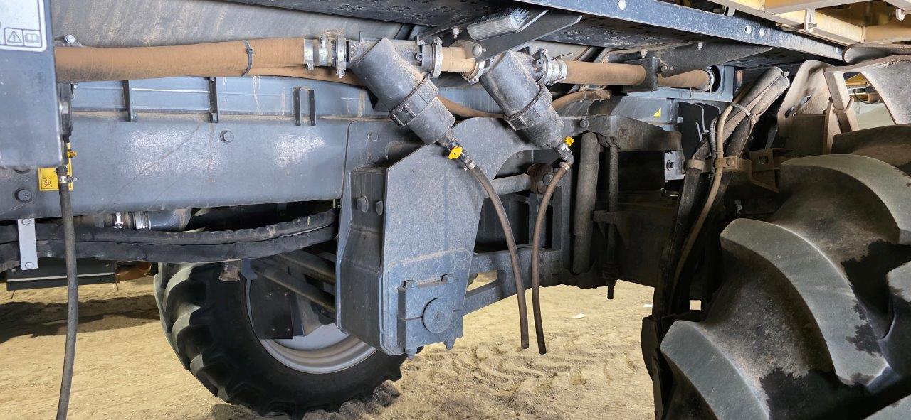 2019 RoGator RG1300C Sprayer/High Clearance